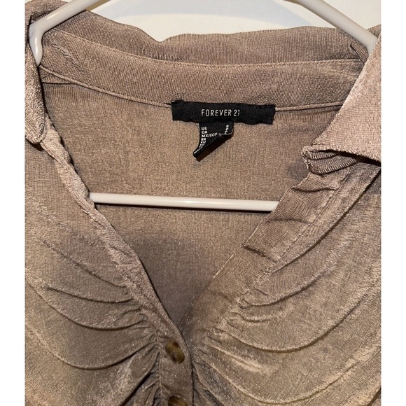 Forever 21 Long Sleeved Button Down Ruffled Gold Sparkle Crop Top - Picture 15 of 16